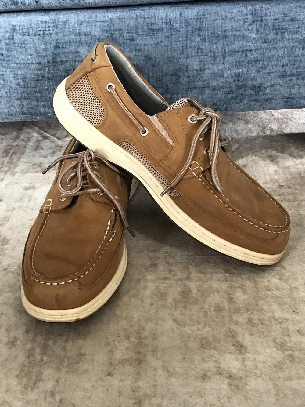 Dockers Men's Beacon Classic Brown/Tan Nubuck Boat Shoes